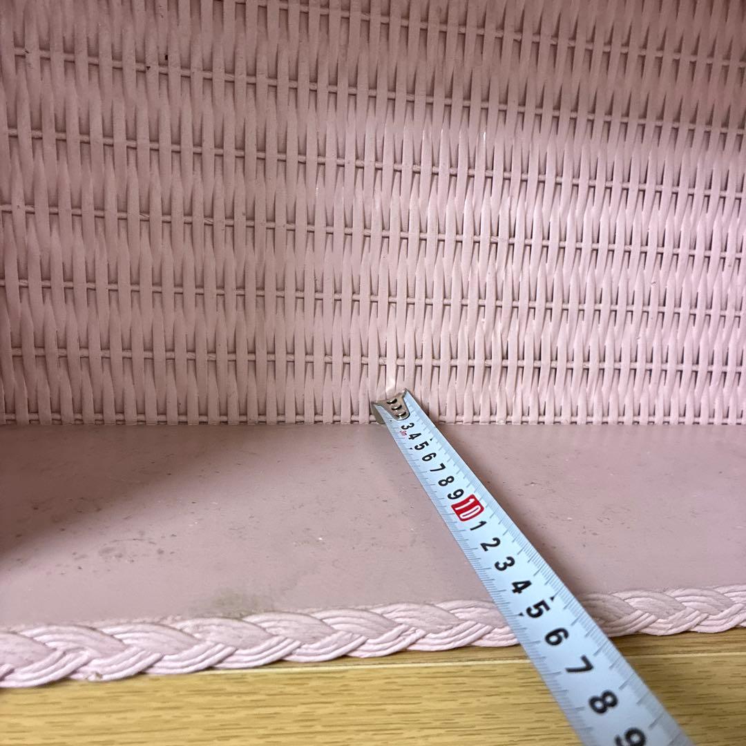 アメリカ　ビンテージ　パウダーピンク　ウィッカーシェルフ