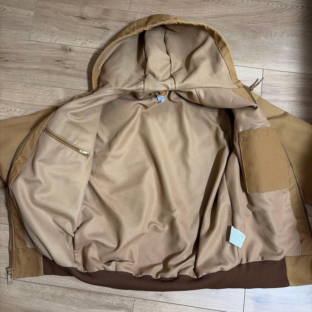 Carharttアクティブジャケット