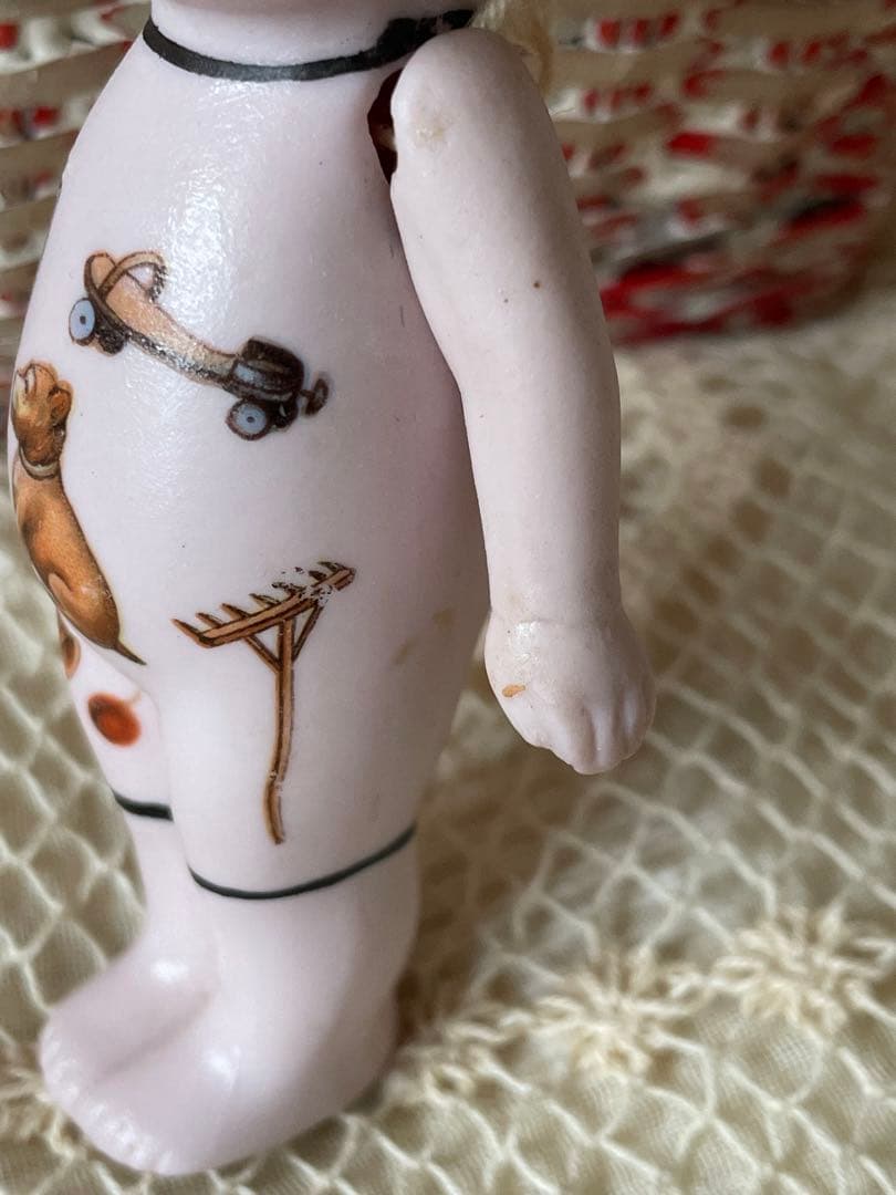 *:・ レア　ピンクのオールビスクドール　　　ポーセリンドール　*:・