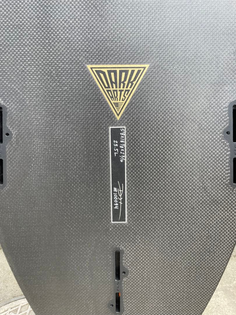 DHD DNA darkarts 5'8 18 1/8 2 3/16 23.5ℓ