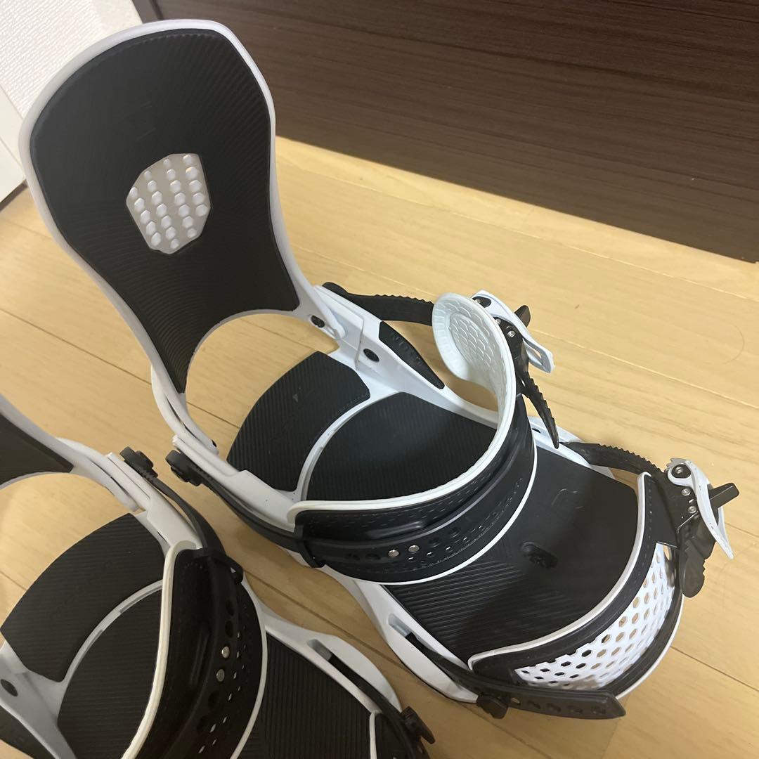 UNION スノーボード ビンディング ホワイト/ブラック