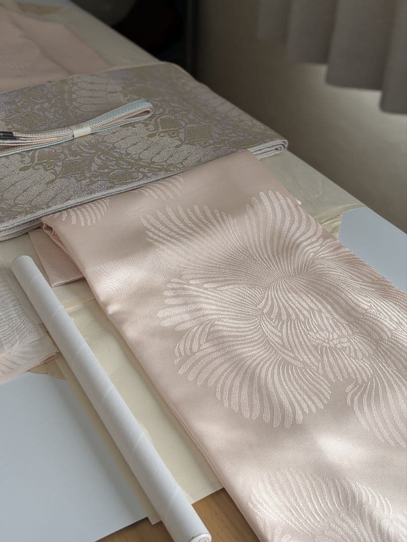 正絹西陣織まいづるティアラ文様豪華袋帯