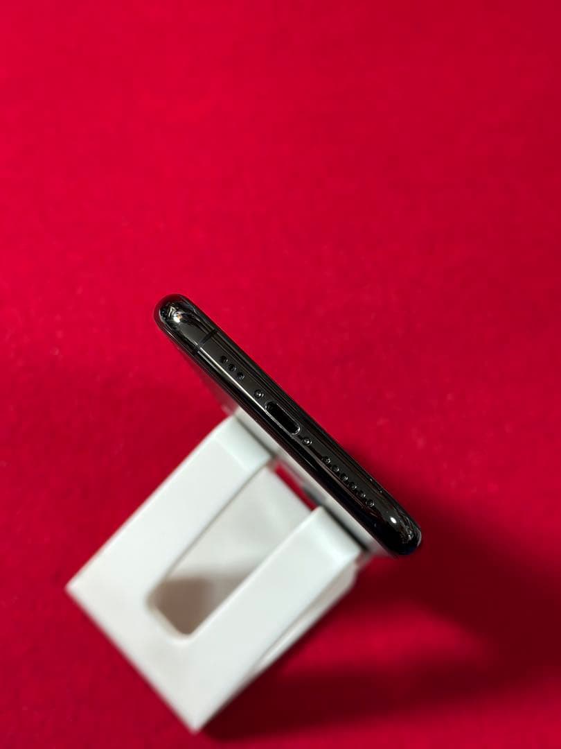 【9086】iPhone 11PROスペースグレイ 256GB simフリー