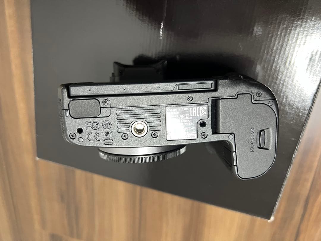 Canon EOS Rボディ　ミラーレス一眼 本体