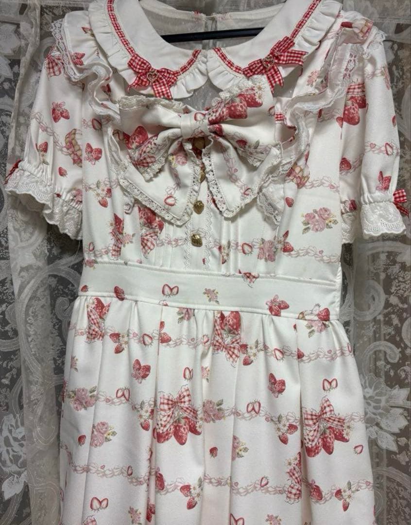 LIZLISA Creamy Berry柄 ワンピース ホワイトMサイズ