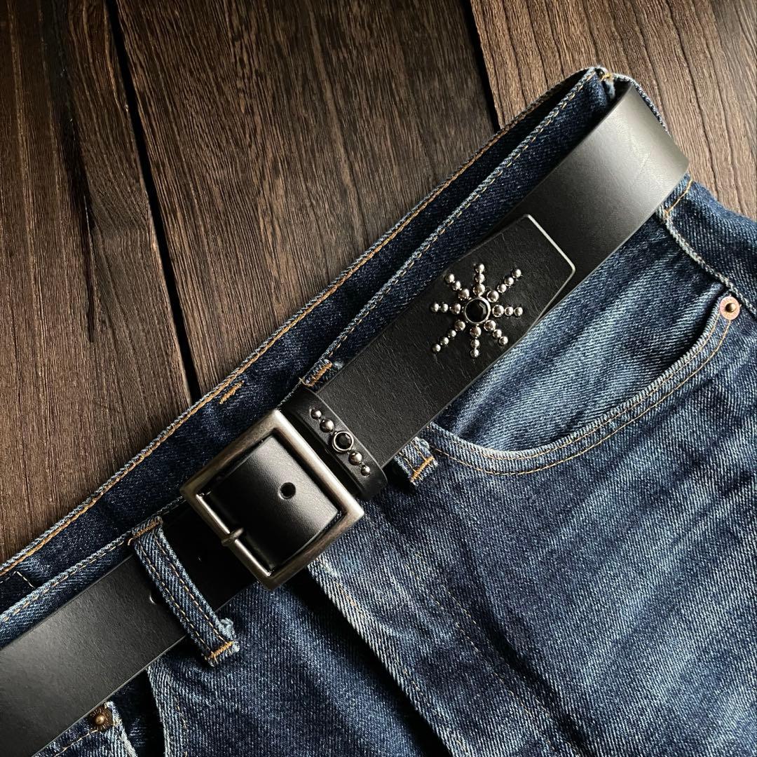 スタッズギャリソンベルト 牛ヌメ シルバー 38mm HTC CALEE - 小物