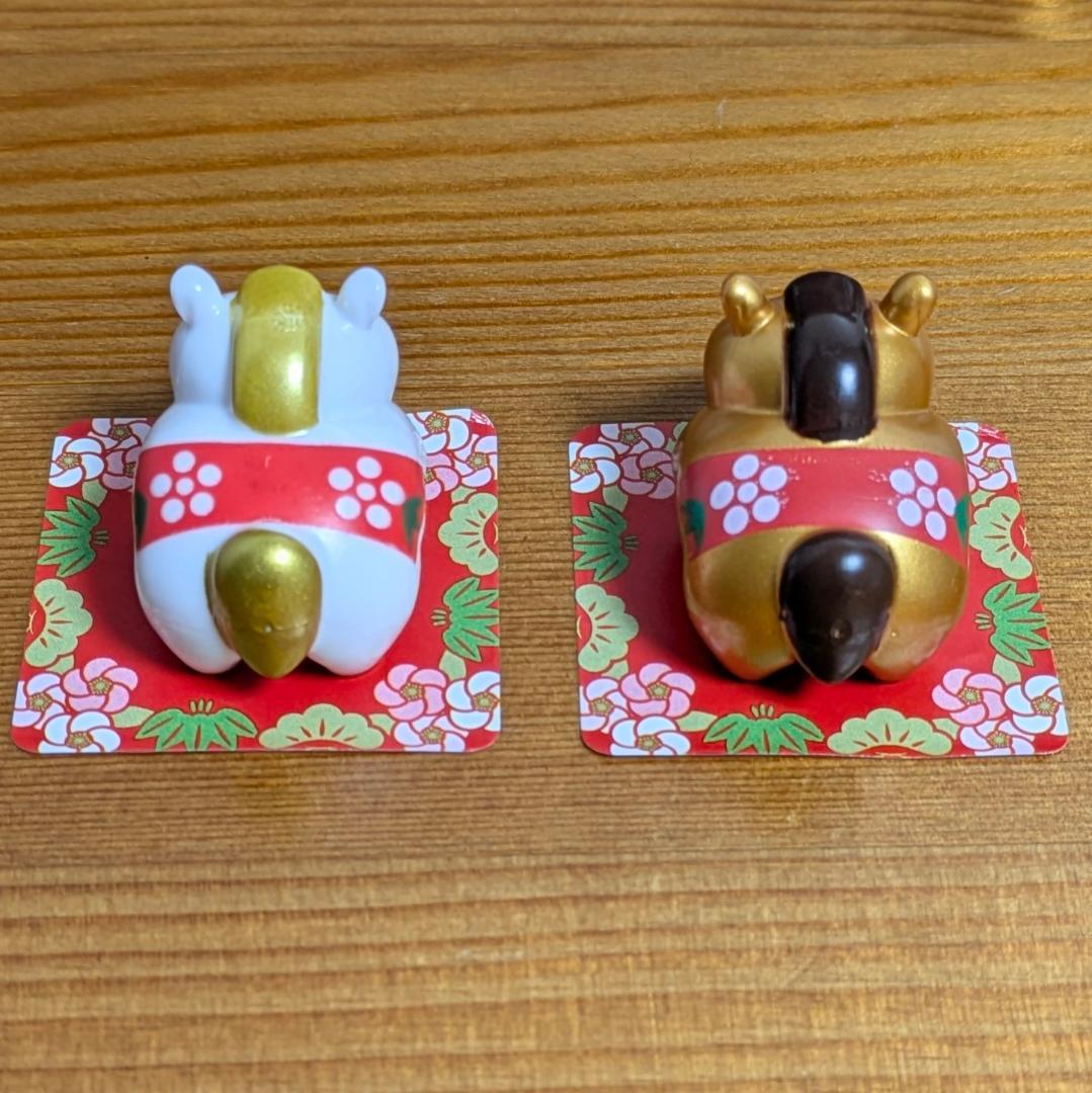 さとし様専用 たいまつ食品 鏡餅 フィギュア 2026 金馬 白馬 2体セット