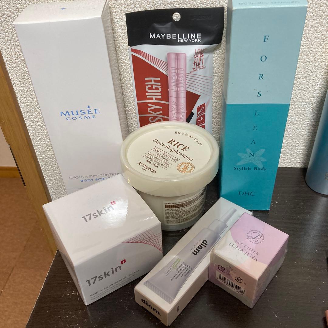 コスメまとめ売り