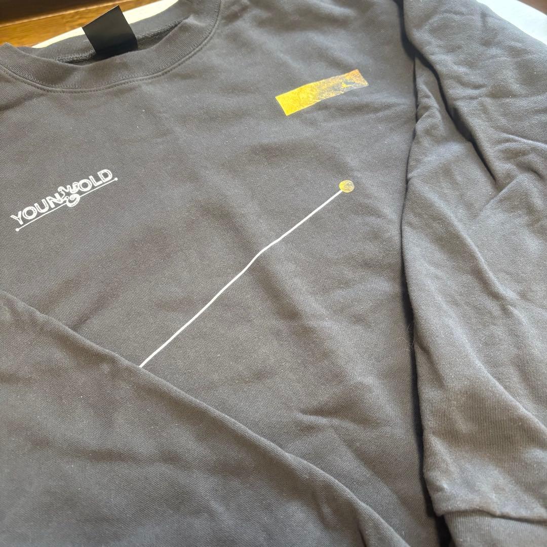 SixTONES YOUNG OLD トレーナー - メルカリ