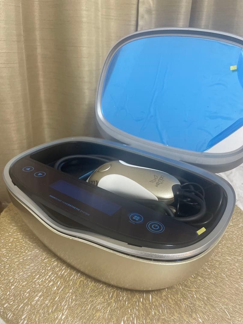 ケノン 8.0 脱毛器　シャンパンゴールド