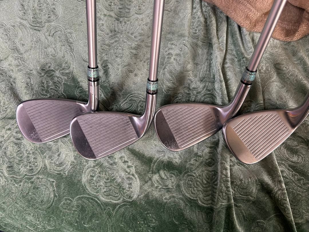 中古TaylorMade QIアイアンセット 4本セット