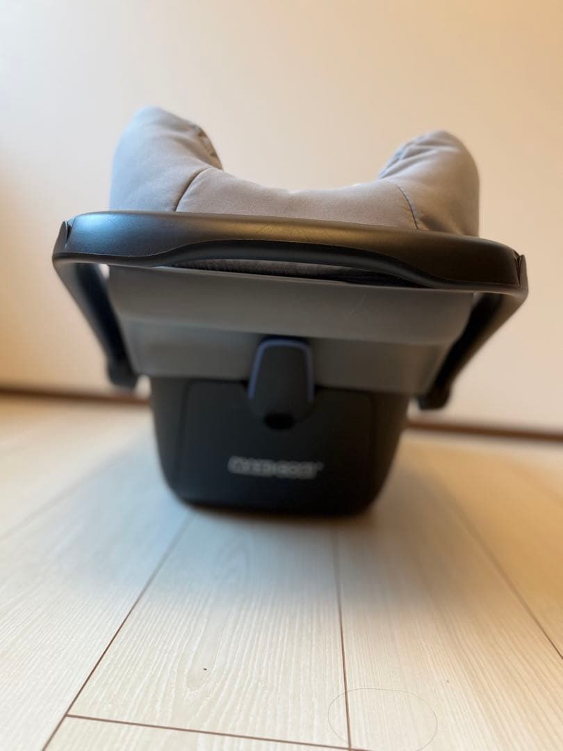 るいぶMAXI-COSI ベビーシート&ベースセット