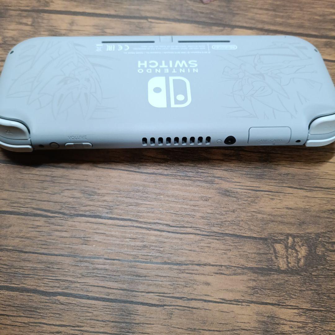 任天堂Switchライトザシアン・ザマゼンタモデル