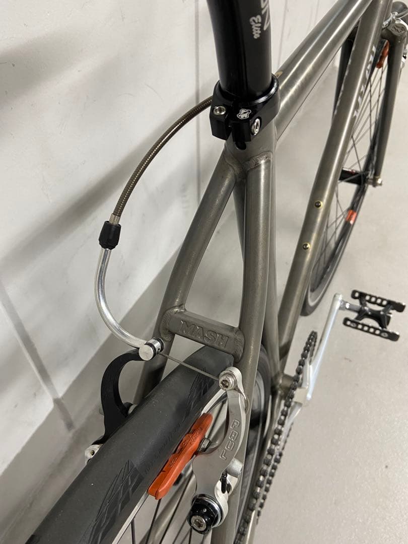 MASH STEEL マッシュ スティール ピストバイク