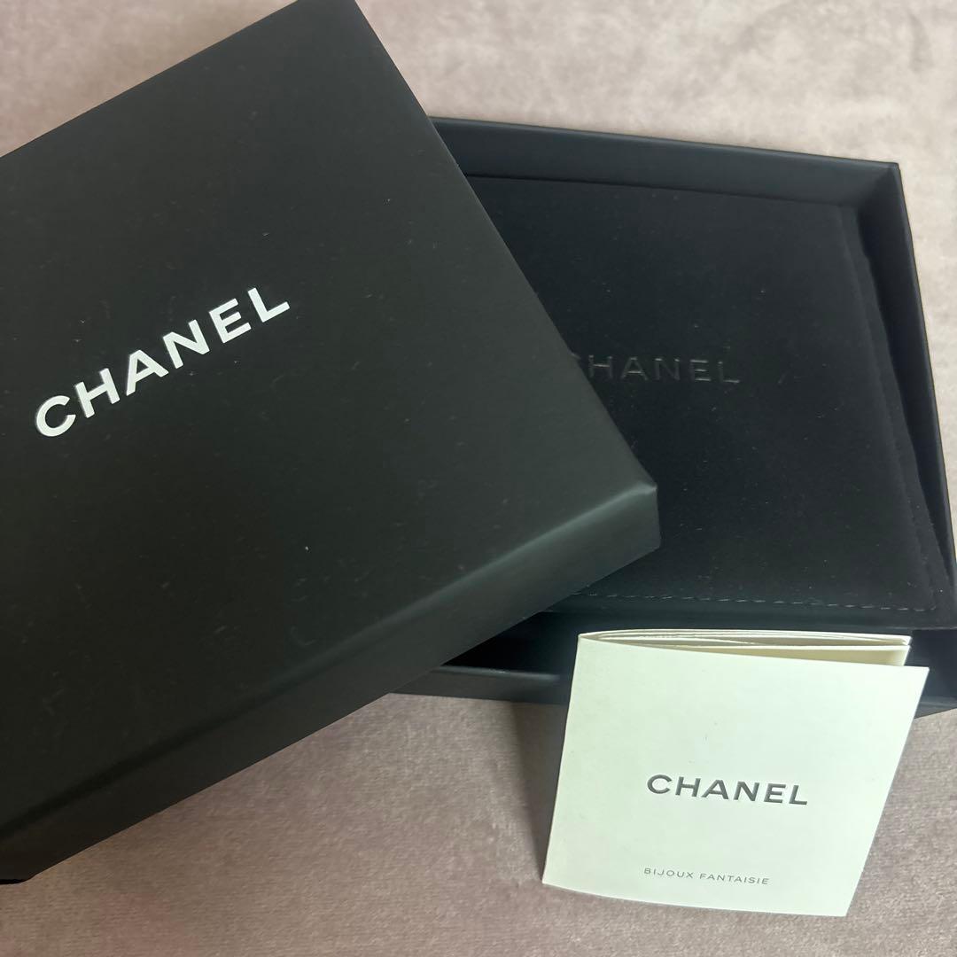 シャネルバングル　2023 ココマーク　ラインストーン