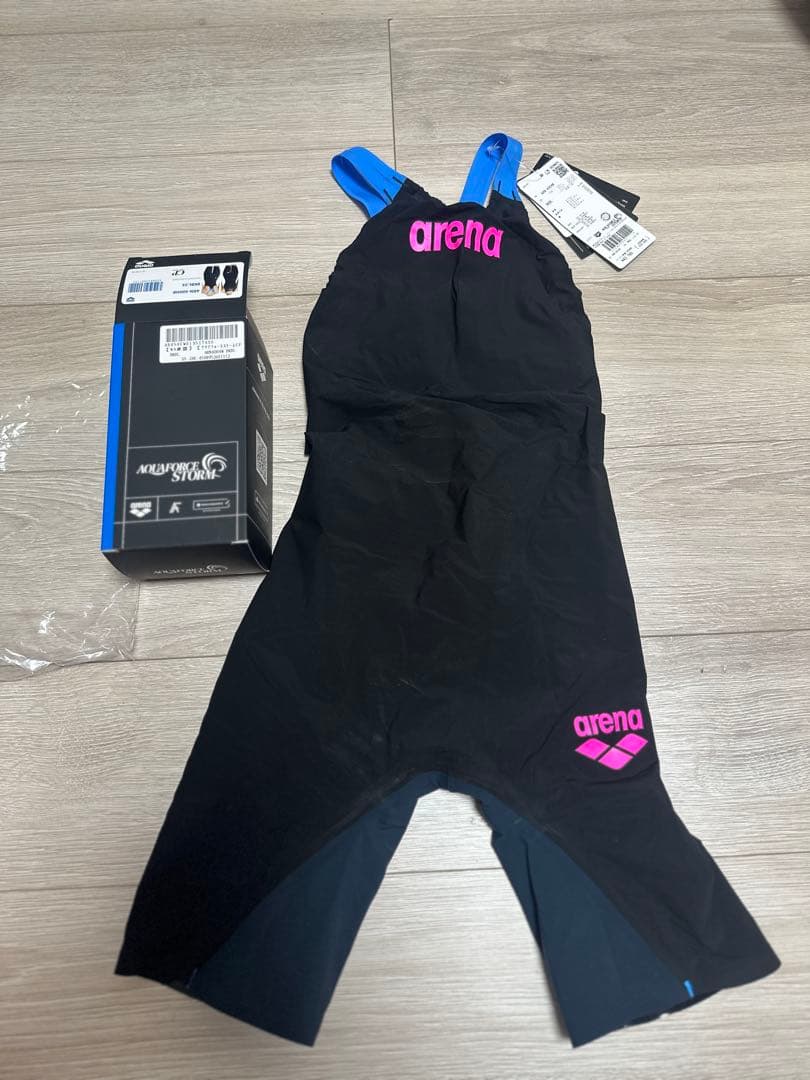 arena 高速水着　cp SSサイズ