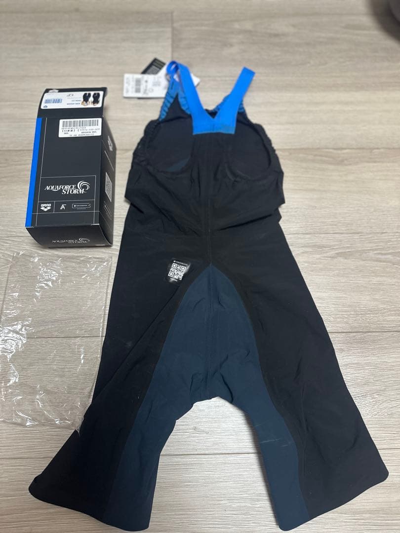 arena 高速水着　cp SSサイズ