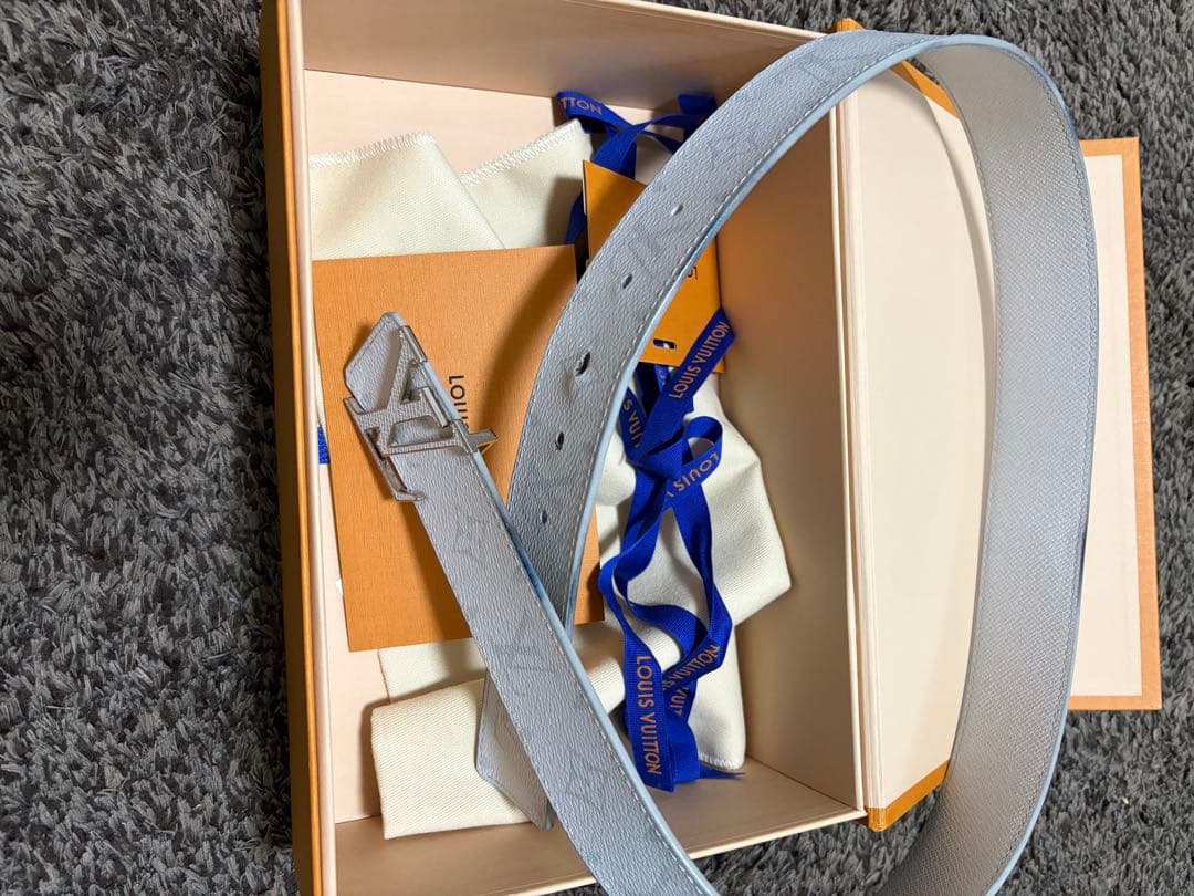 Louis Vuitton ベルト　DAB着用