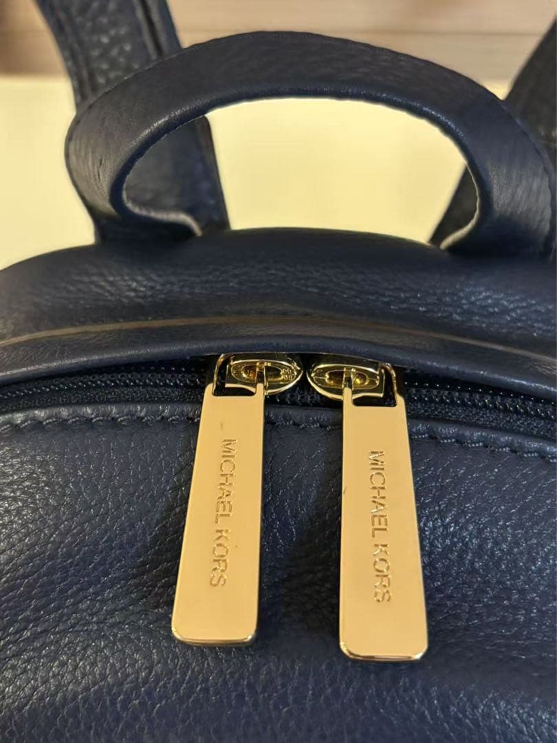 MICHAEL KORS 本革リュック ネイビー 未使用品