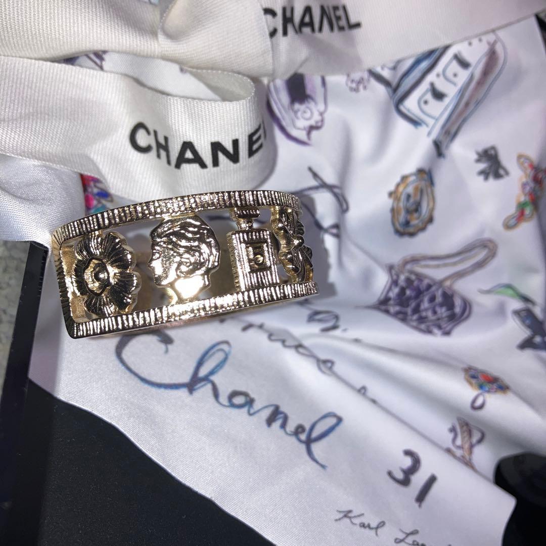 超美品☆希少☆かっこいい☆CHANEL☆バングル☆ブレスレット☆シンボル☆