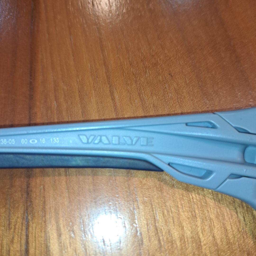 【美品】OAKLEY VALVE オークリー サングラス POLARIZED