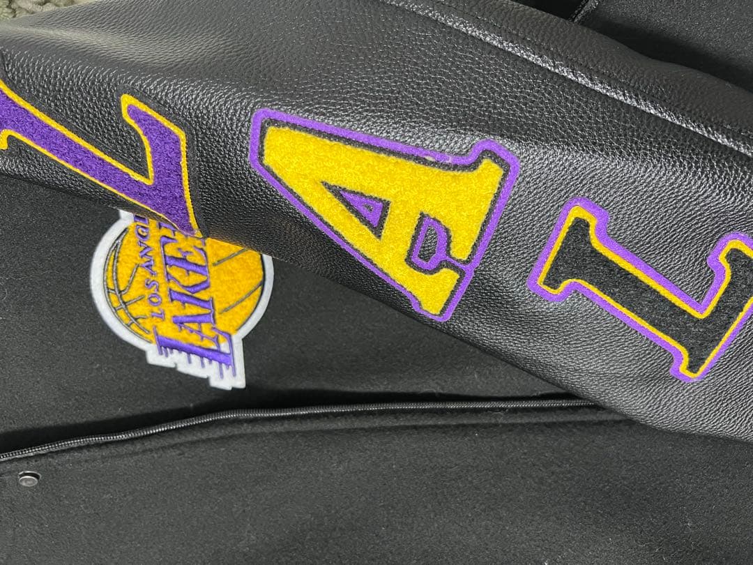 Lakers スタジャン ブラック