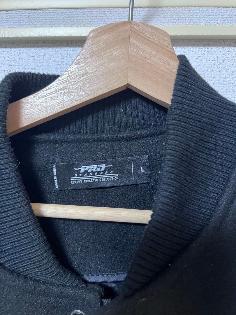 Lakers スタジャン ブラック