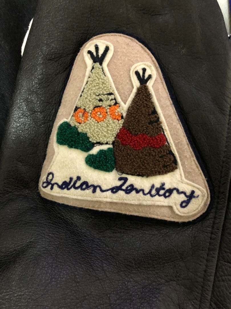 80s ヴィンテージ レザー スタジャン サガラ刺繍 CLACTON アメカジ