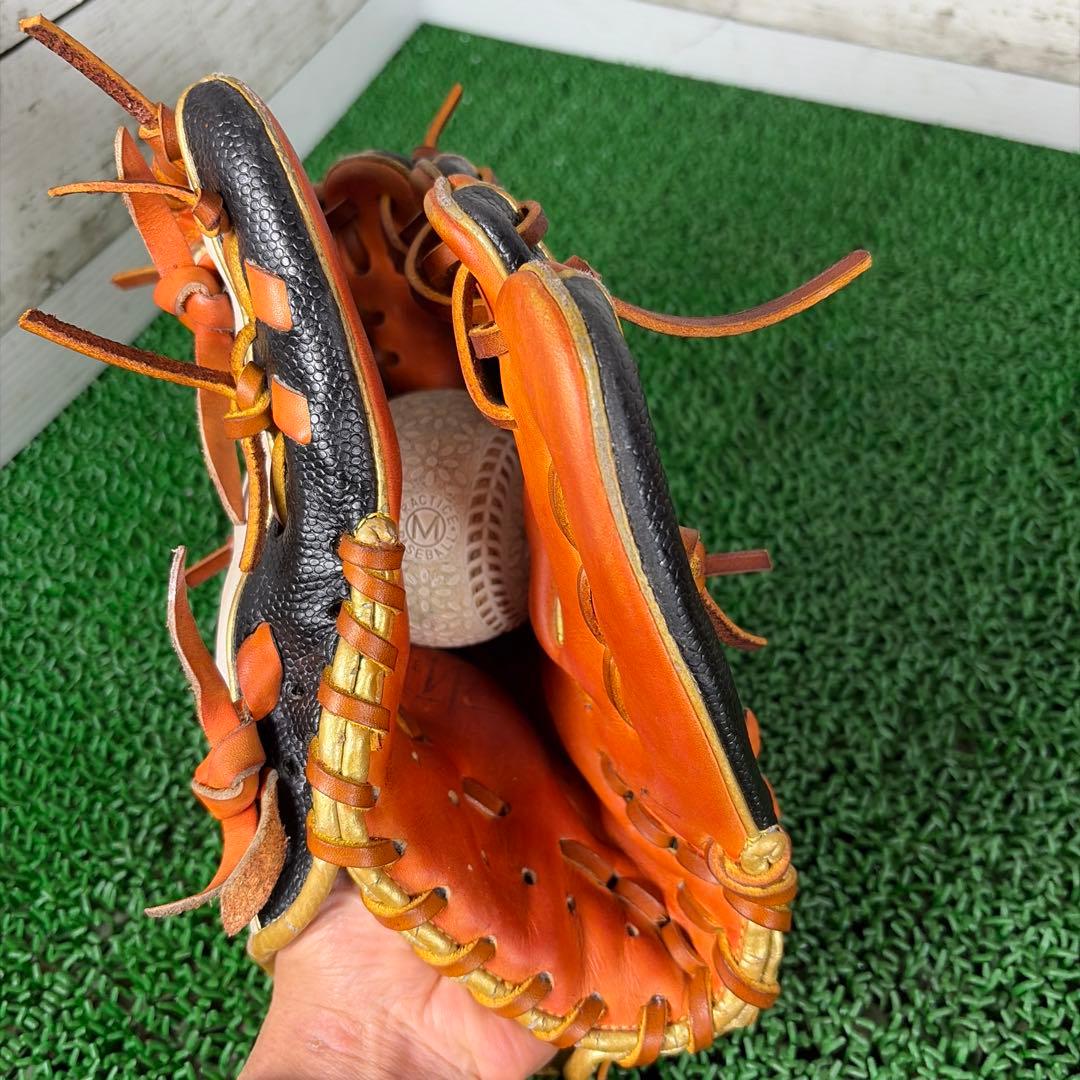 ウイルソン ワナビーヒーロー 限定モデル 一般用大人　内野　軟式グローブ