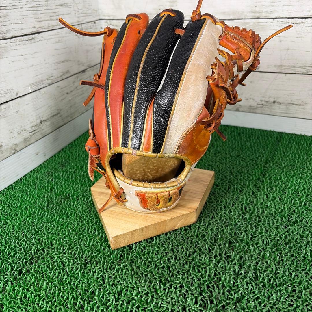ウイルソン ワナビーヒーロー 限定モデル 一般用大人　内野　軟式グローブ