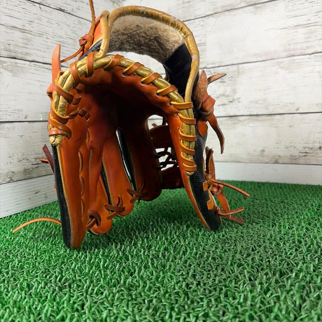 ウイルソン ワナビーヒーロー 限定モデル 一般用大人　内野　軟式グローブ