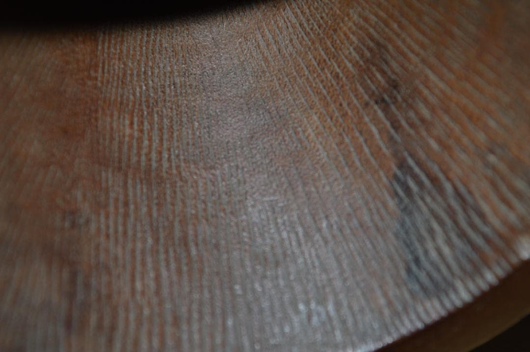 小鼓　胴内手彫　かんな目が美しい