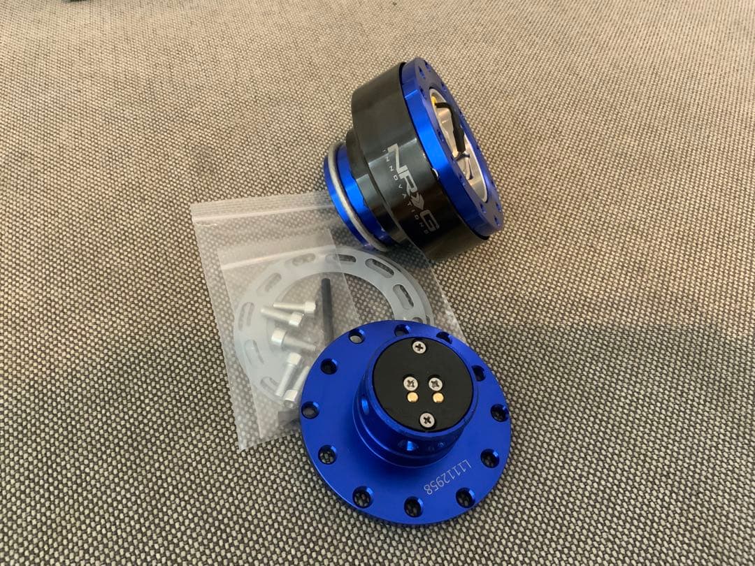 クイックリリース NRG ステアリングボス レンチン音あり アメリカ製