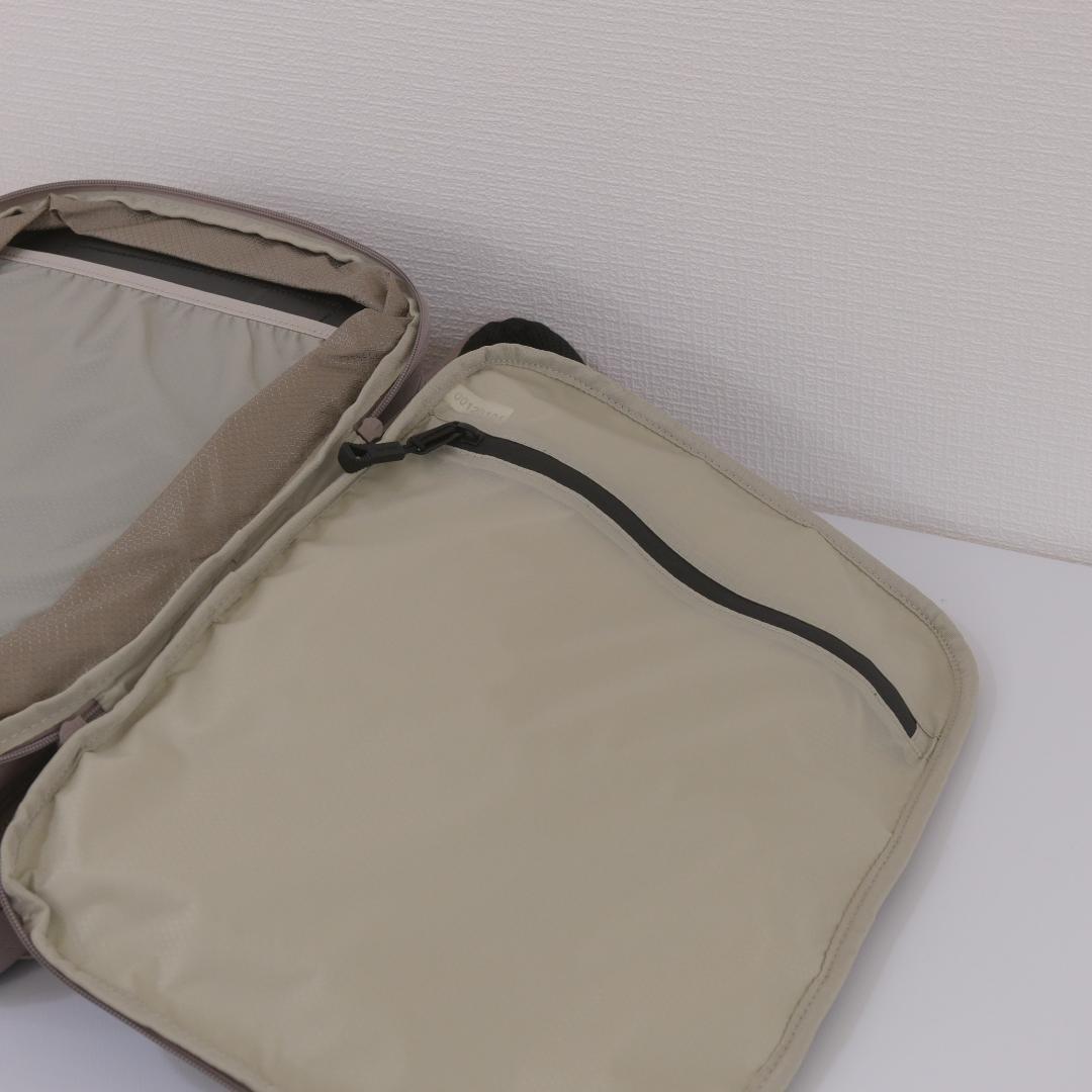 HOLICC One mini グレージュ バックパック