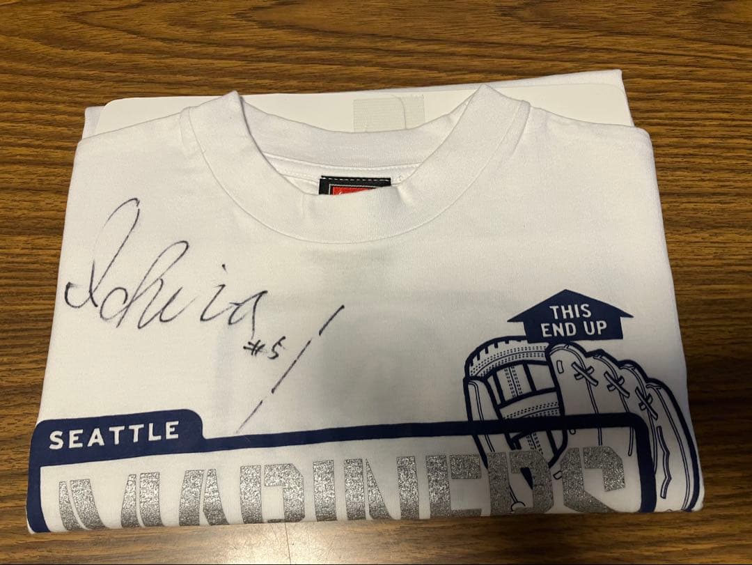 イチロー 直筆サイン入り Tシャツ シアトルマリナーズ　子供サイズ　希少