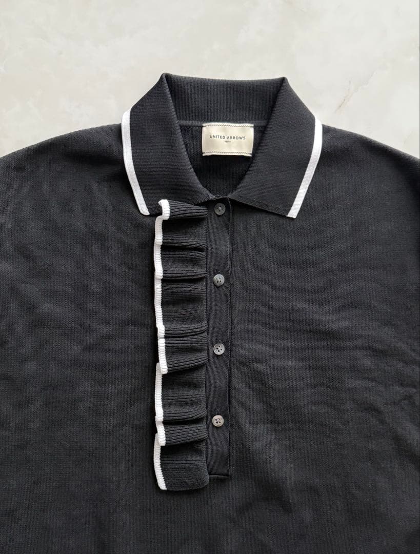 UNITED ARROWS ミニマル フリル ポロニット 黒 - メルカリ