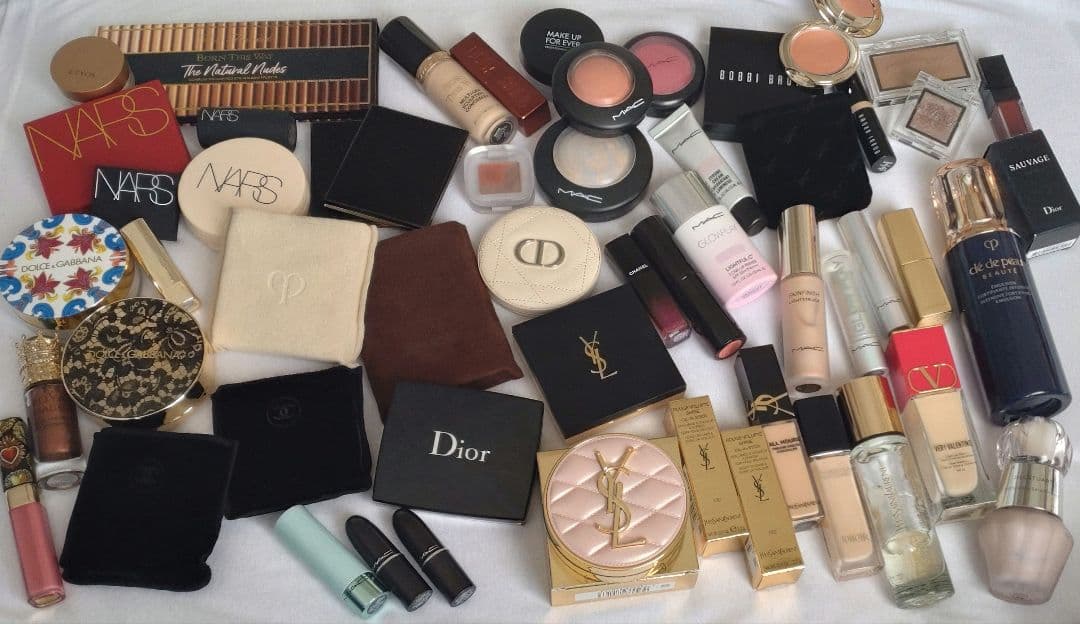 デパコス コスメセット CHANEL TOMFORD YSL クレドポーボーテ… - メルカリ