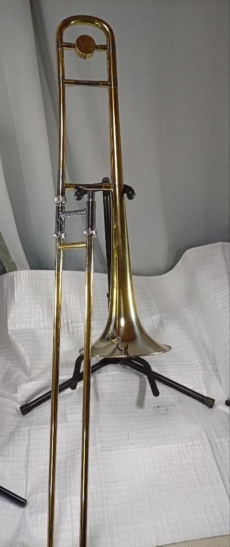 HUTTL トロンボーン 　LINE1000ケース付き