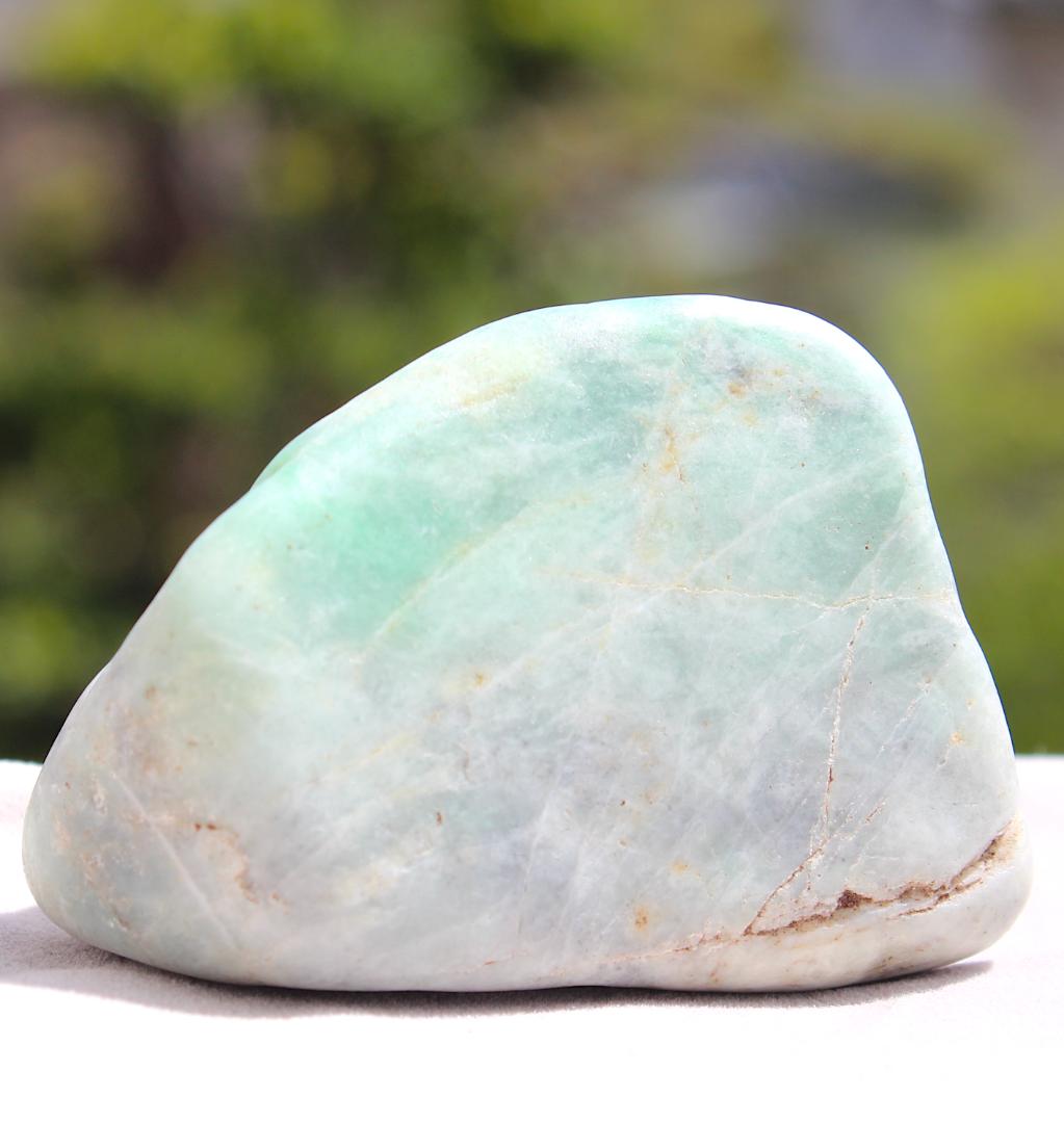 松田様専用出品［極上海中翡翠］糸魚川翡翠 海石 原石 137.1g - メルカリ