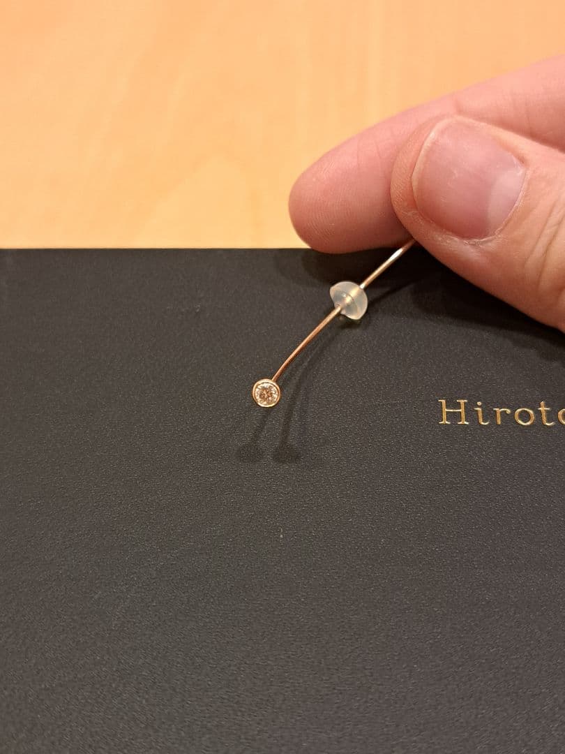 【Hirotka】ダイヤモンド ロングアロー ピアス