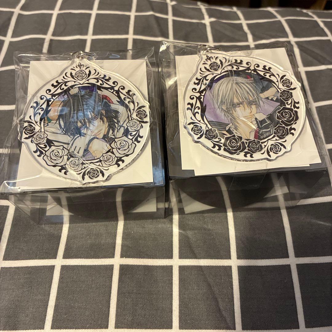 ヴァンパイア騎士 枢 零 アクリルキーホルダー チャーム 缶 4点セット
