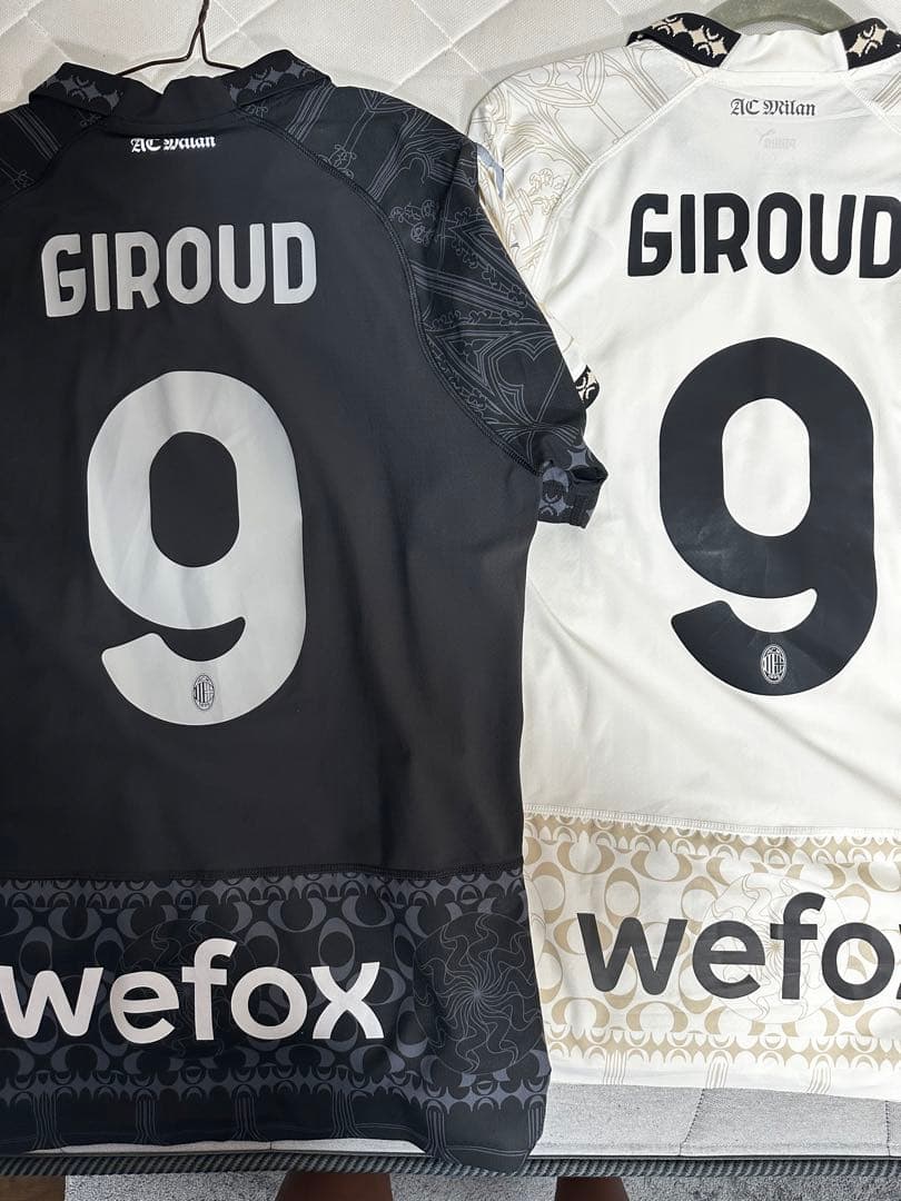 【正規品】AC Milan ジルー　オーセンティックユニフォーム　箱付き