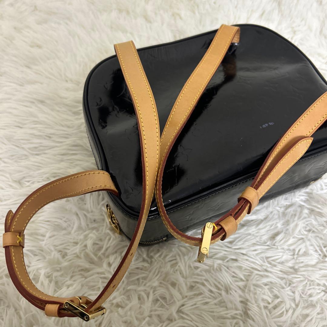 【良品】ルイヴィトン ヴェルニ マーレイ リュック ブラック　正規品