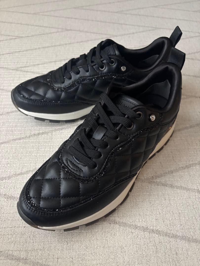 【新品・未使用】プラスダイアナ スニーカー　ブラック　24.0cm