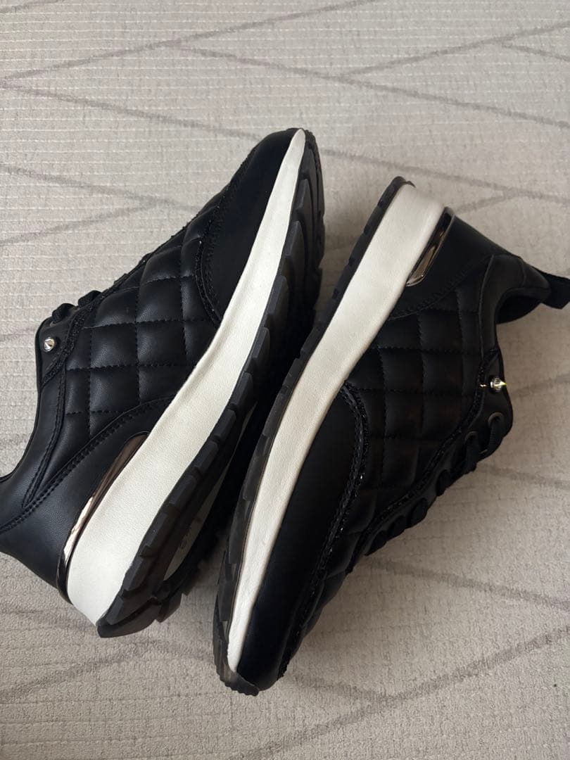 【新品・未使用】プラスダイアナ スニーカー　ブラック　24.0cm