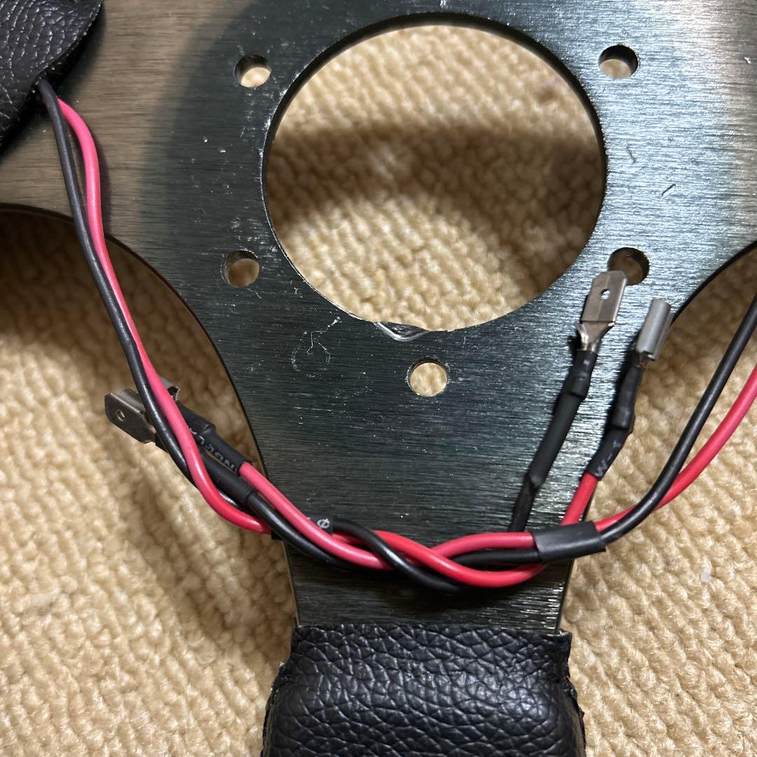 r*7様 momoスポーツステアリングホイール 本体300mm