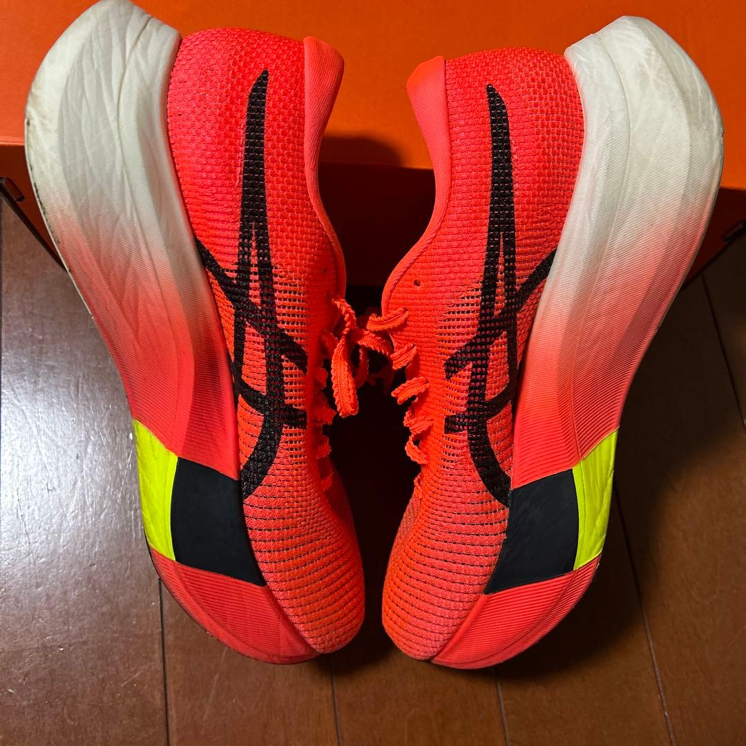 美品！アシックスメタスピードエッジパリ　24.5センチ