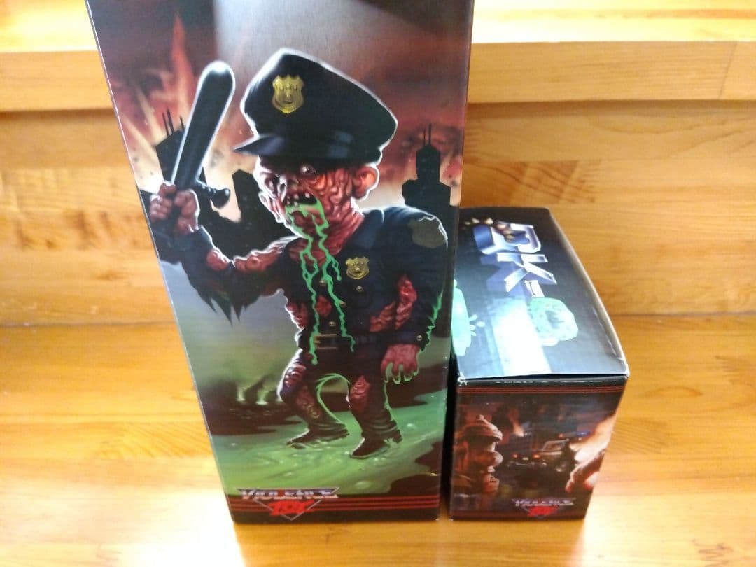 ○バイオレンストイ ミュータントコップ DK-9 赤 インディーズ ソフビ