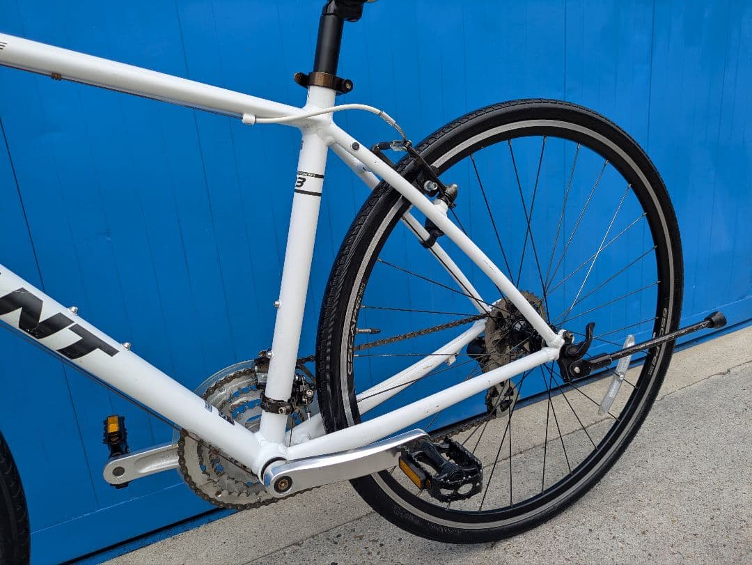 美品　GIANT ESCAPE R3 GIANT クロスバイク 名古屋引取