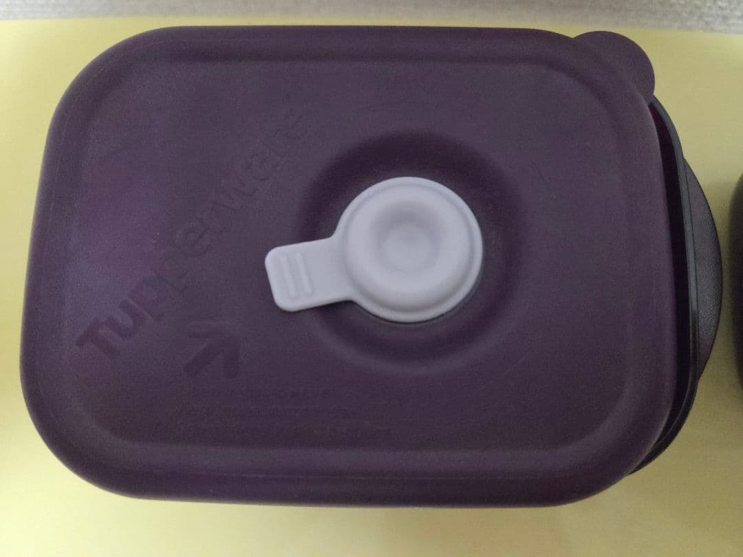 ☆値下中☆【新品・未使用】タッパーウェア ロックンサーブ 4個セット